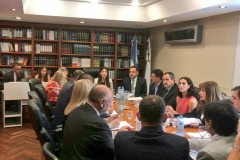 EKaFkmEXUAEb9t3